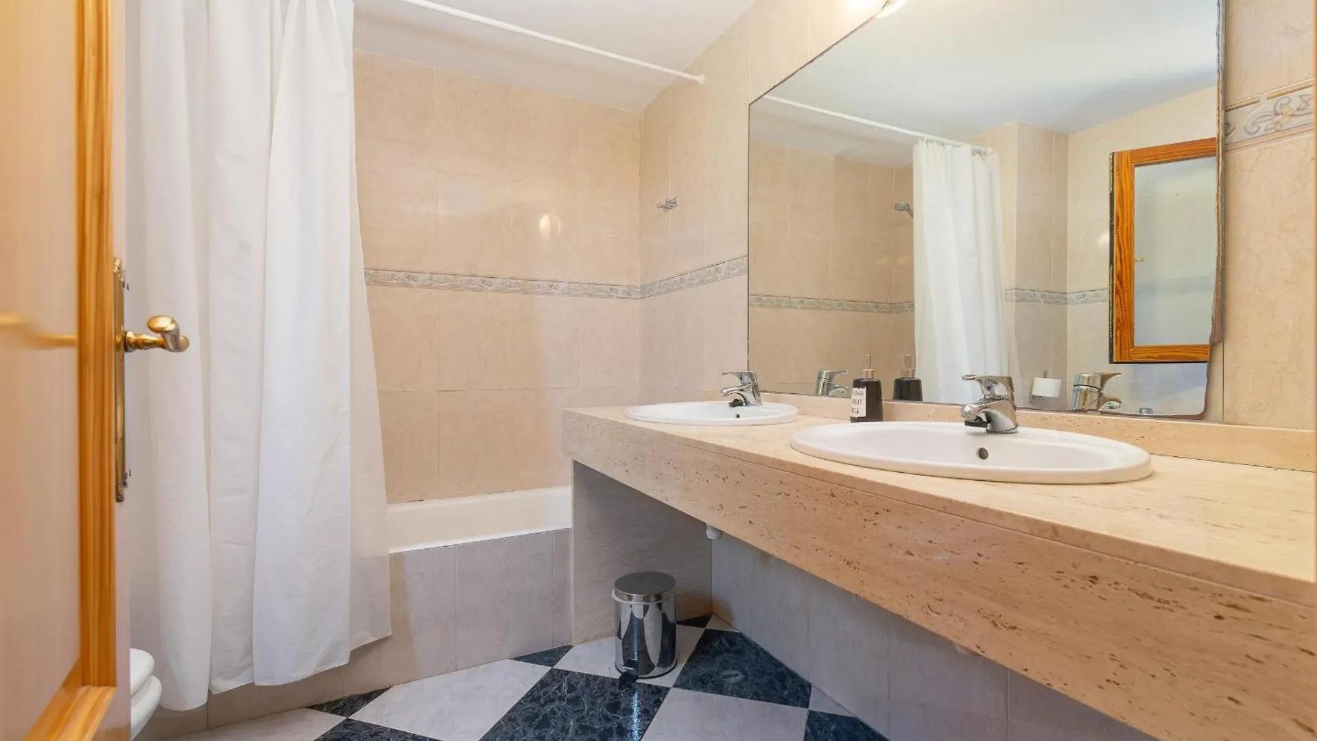 Casa Campillos Llucmajor  0*, Llucmajor (Mallorca)
